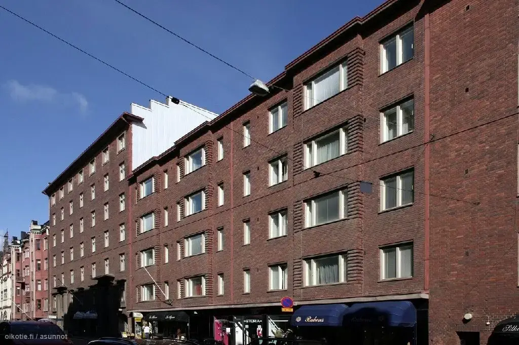 Korkeavuorenkatu 13 julkisivu