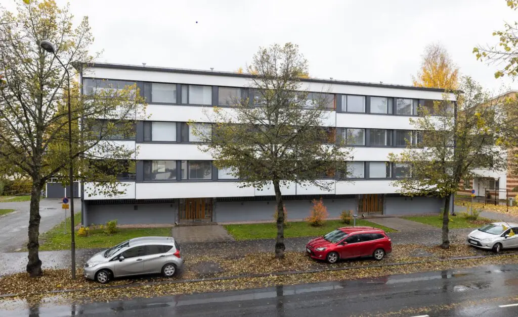 Parolantie 26 ulkoa